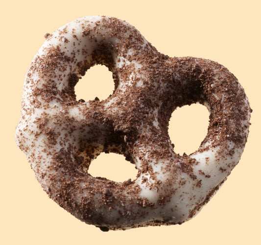 HERSHEY'S COOKIES' N' CREME Coated Pretzels. 170g